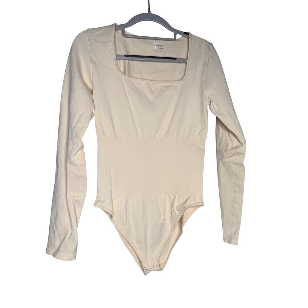 OQQ long sleeve cream bodysuit